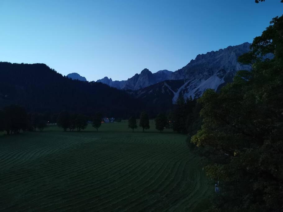 Family Appartment - Dachstein View - Casa Kaspar Ramsau am Dachstein Exterior foto